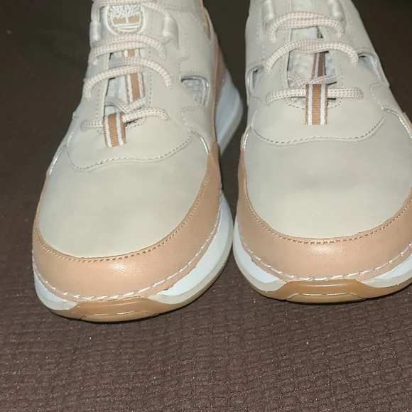 New Timberland "Timberloop" mid Hiker light beige nubuck sizes 7 and 7.5 - Picture 3 of 9